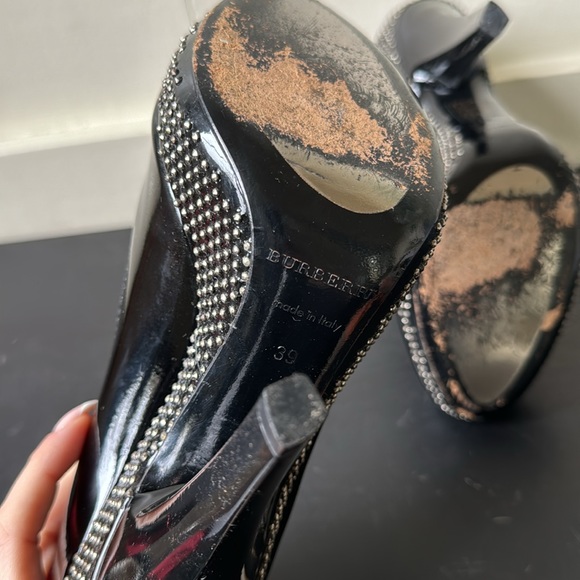 Burberry Black Studded Pumps Size 39 - Picture 7 of 10